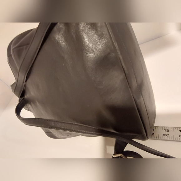 Vintage COACH Legacy Handcrafted Leather Black Backpack - Picture 12 of 12